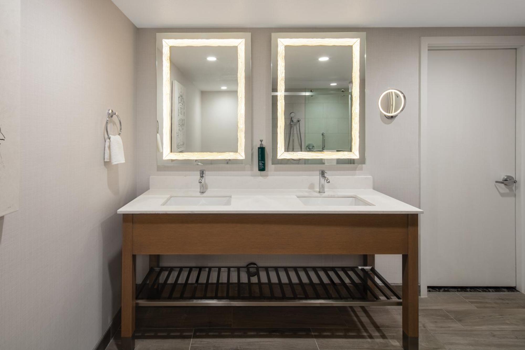 Doubletree By Hilton Sacramento Hotel Luaran gambar